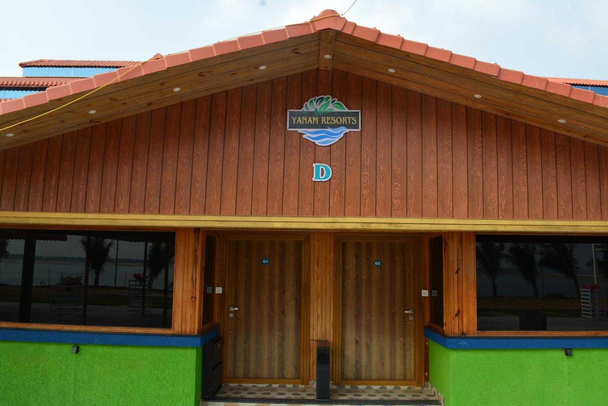 Yanam Resorts Exterior photo